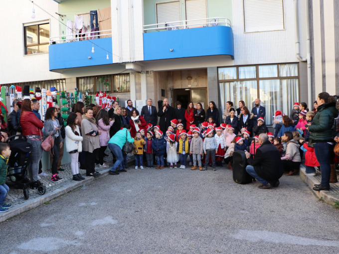 Aldeia de Natal do Jardim Infantil de Ourém